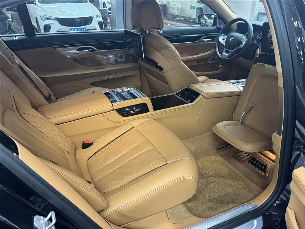 BMW BMW 7 Series 2017 750Li xDrive Individual Customized Edition Four Seats 2017 - thumbnail 17