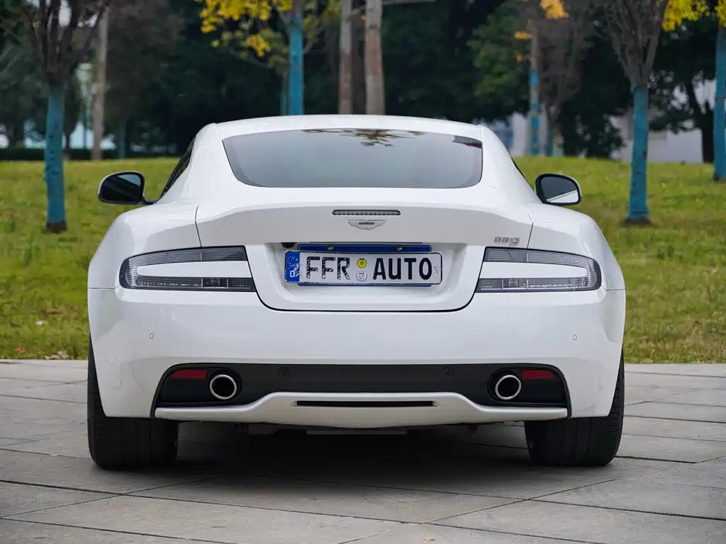 Aston Martin Aston Martin DB9 2013 6.0L Coupe 2014 - thumbnail 6