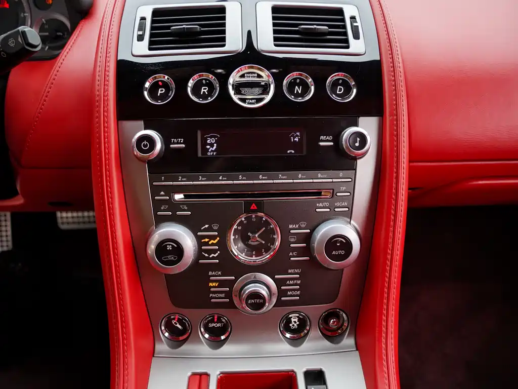 Aston Martin Aston Martin DB9 2013 6.0L Coupe 2014 - thumbnail 21