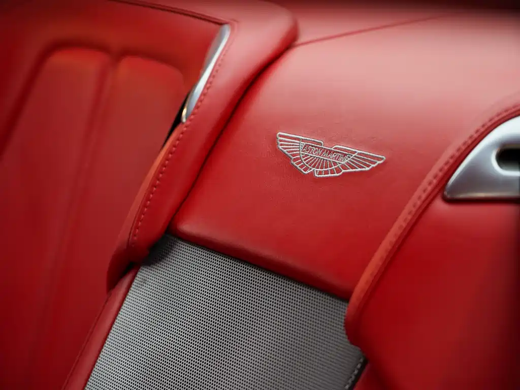 Aston Martin Aston Martin DB9 2013 6.0L Coupe 2014 - thumbnail 30