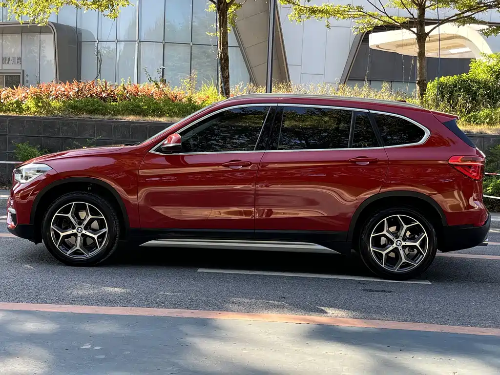 BMW BMW X1 2019 sDrive18Li Premium Model 2019 - thumbnail 6
