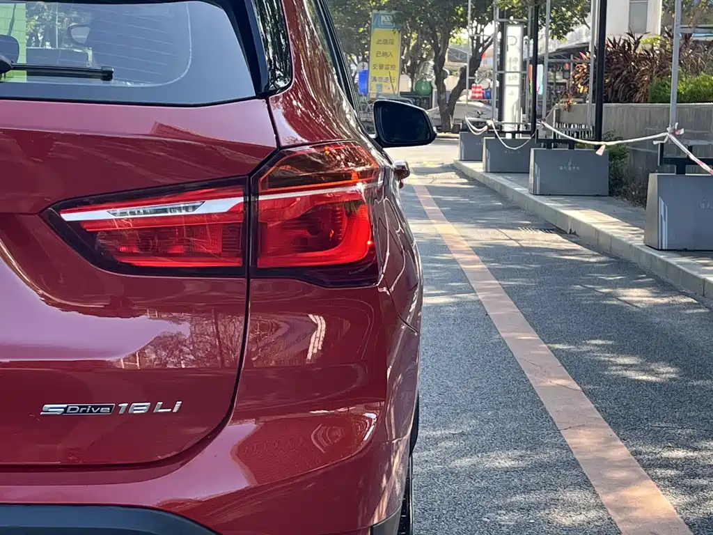 BMW BMW X1 2019 sDrive18Li Premium Model 2019 - thumbnail 10