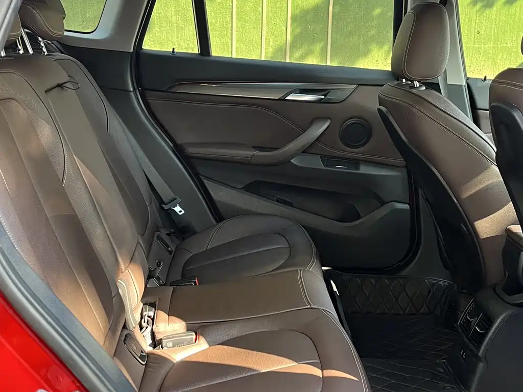 BMW BMW X1 2019 sDrive18Li Premium Model 2019 - thumbnail 25