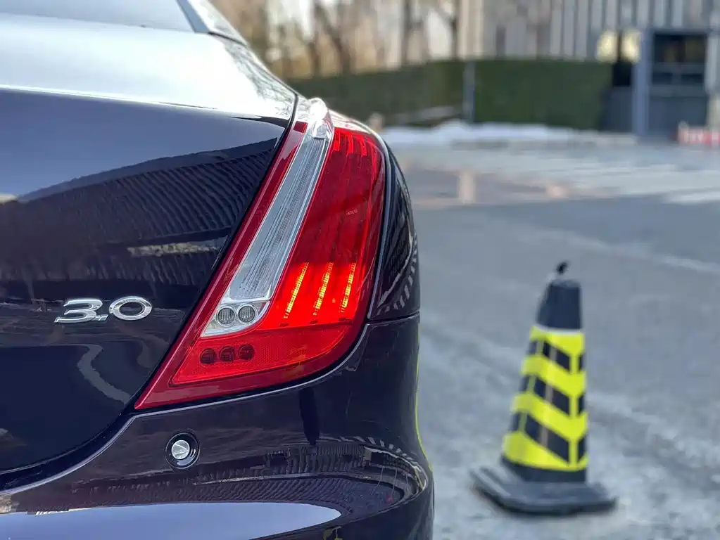 Jaguar Jaguar XJ 2015 XJL 3.0 SC Elegant Business 80th Anniversary Edition 2016 - thumbnail 9