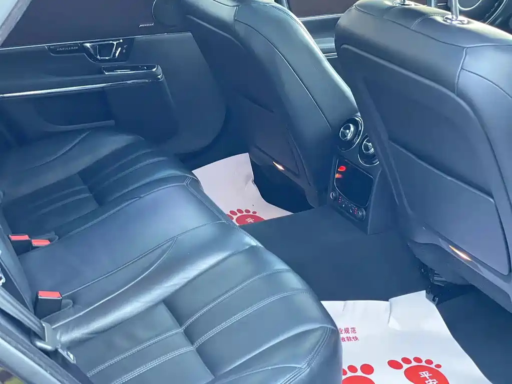 Jaguar Jaguar XJ 2015 XJL 3.0 SC Elegant Business 80th Anniversary Edition 2016 - thumbnail 28