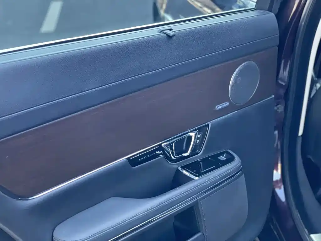 Jaguar Jaguar XJ 2015 XJL 3.0 SC Elegant Business 80th Anniversary Edition 2016 - thumbnail 30