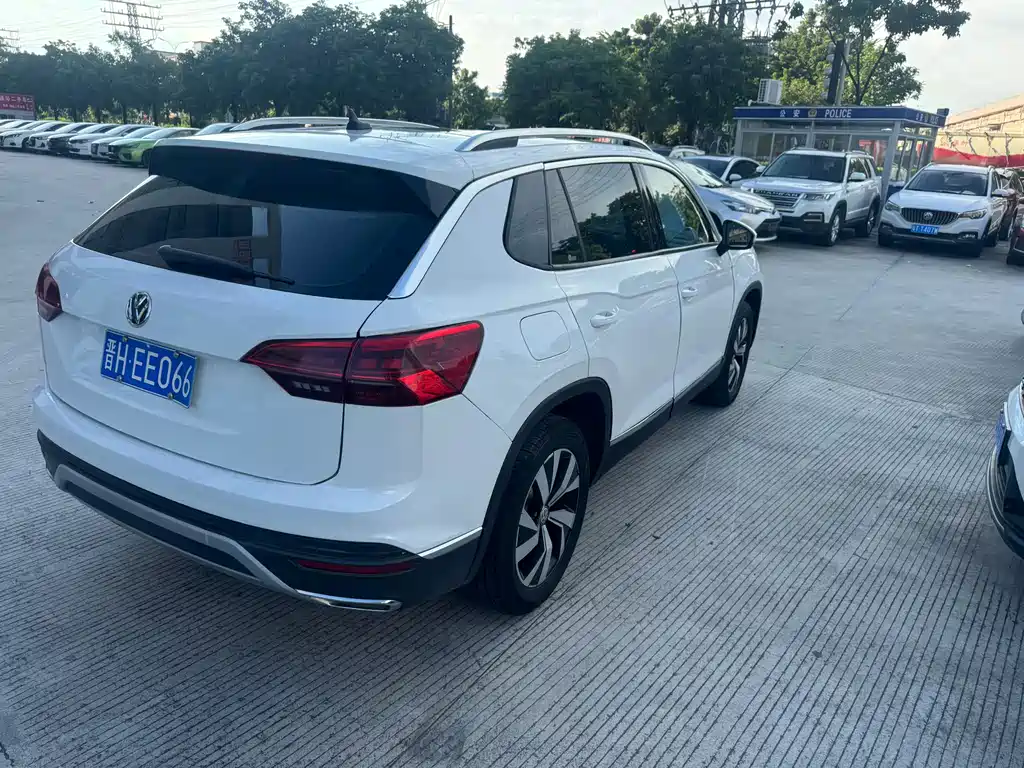 Volkswagen Tayron 2019 330TSI 2WD Luxury Model VI 2019 - thumbnail 6