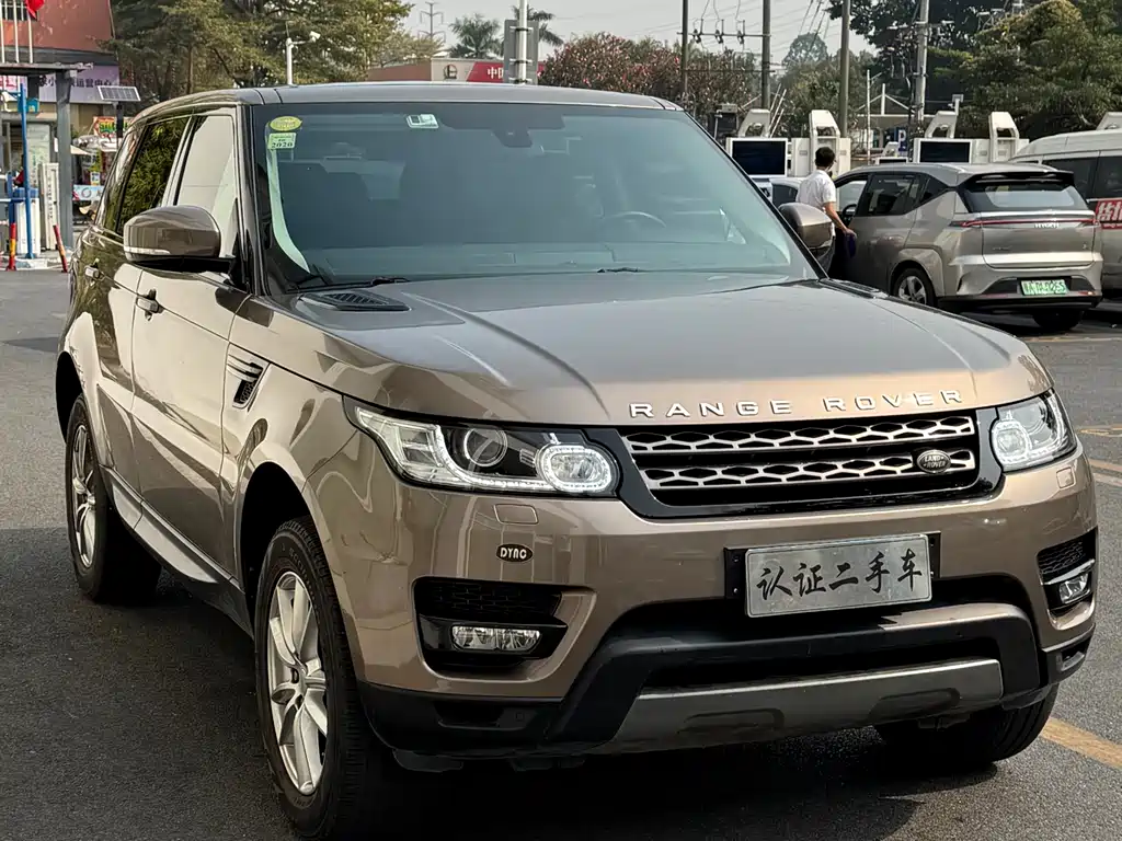 Land Rover Range Rover Sport 2016 3.0 SDV6 HSE DYNAMIC 2016 - thumbnail 3