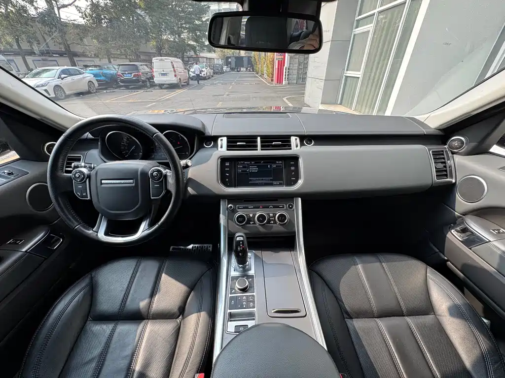 Land Rover Range Rover Sport 2016 3.0 SDV6 HSE DYNAMIC 2016 - thumbnail 7