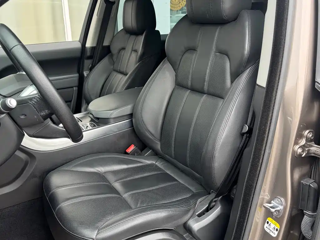 Land Rover Range Rover Sport 2016 3.0 SDV6 HSE DYNAMIC 2016 - thumbnail 9