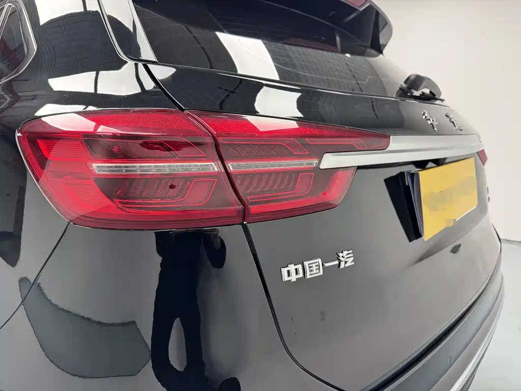 Hongqi Hongqi HS5 2022 Model Year Facelift 2.0T Smart Connect Flag Enjoy Edition 2022 - thumbnail 18