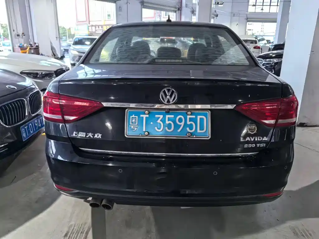Volkswagen Volkswagen Lavida 2015 230TSI DSG Comfort Edition 2017 - thumbnail 4