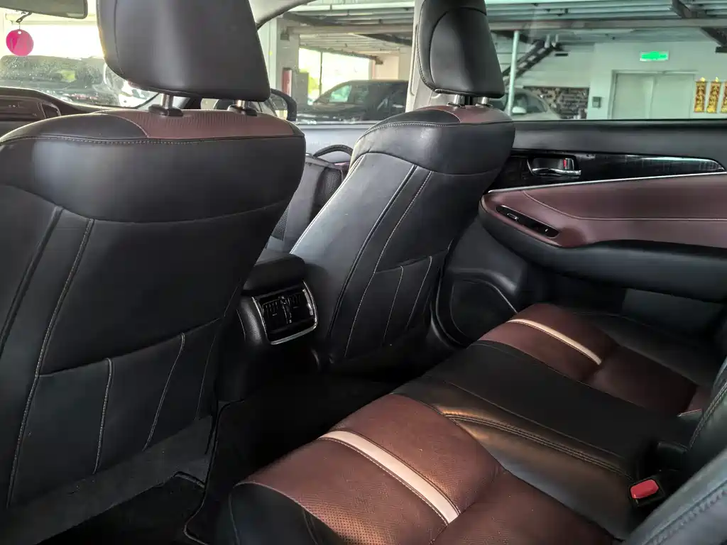 Toyota Crown 2018 2.0T Sport Edition 2019 - thumbnail 7