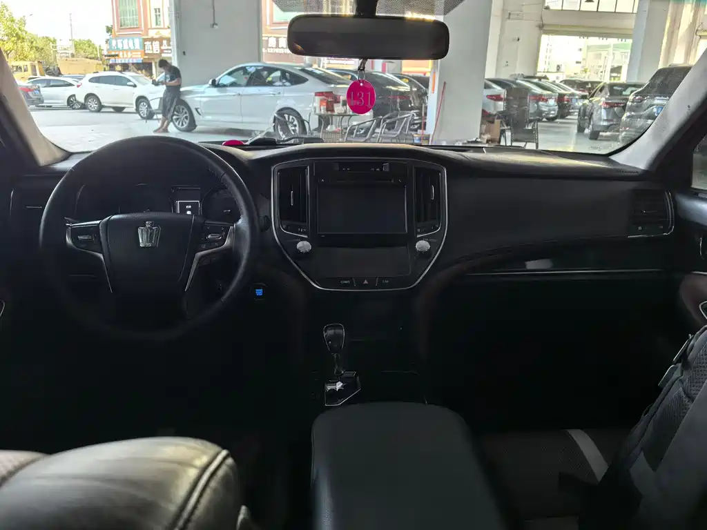 Toyota Crown 2018 2.0T Sport Edition 2019 - thumbnail 8