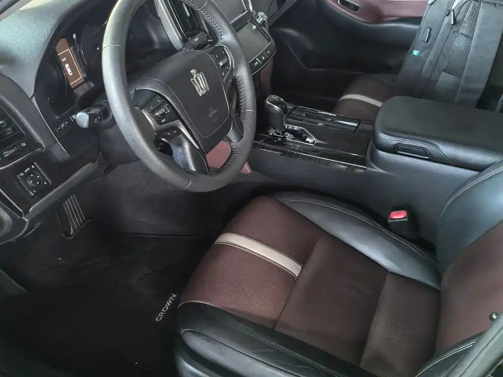 Toyota Crown 2018 2.0T Sport Edition 2019 - thumbnail 9