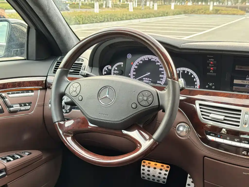 Brabus Mercedes-Benz S-Class 2013 50S 4MATIC 2017 - thumbnail 8