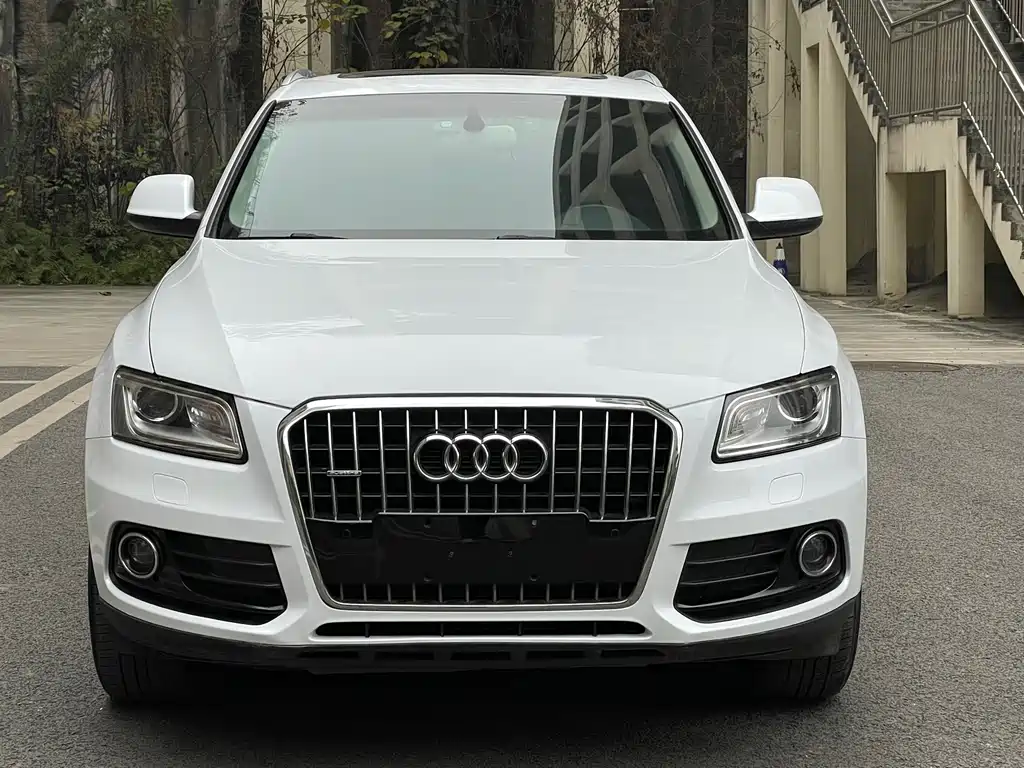 Audi Audi Q5 2015 40 TFSI Technology Edition 2015 - thumbnail 2