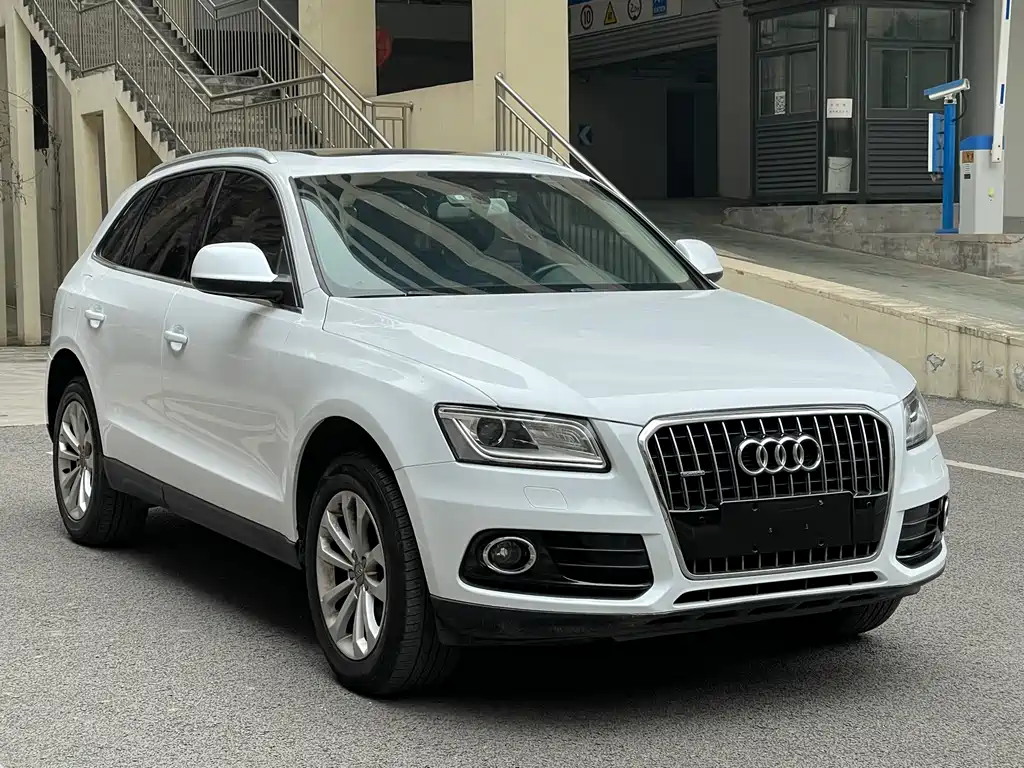 Audi Audi Q5 2015 40 TFSI Technology Edition 2015 - thumbnail 3