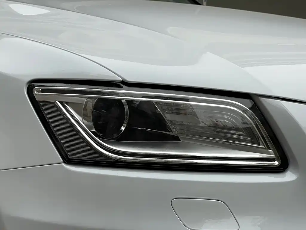 Audi Audi Q5 2015 40 TFSI Technology Edition 2015 - thumbnail 8