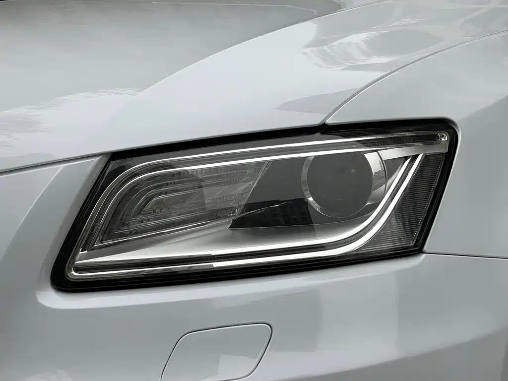 Audi Audi Q5 2015 40 TFSI Technology Edition 2015 - thumbnail 9