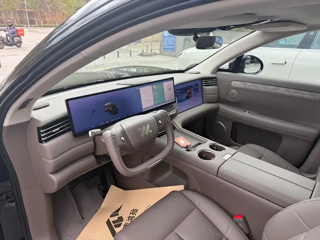 Zhiji Auto Zhiji LS6 2026 Range Extender 66 Max+ 2025 - thumbnail 6