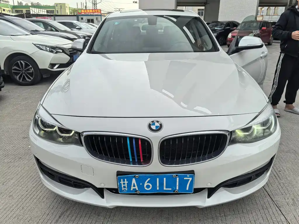 BMW BMW 3 Series GT 2018 320i Fashion Edition 2019 - thumbnail 5