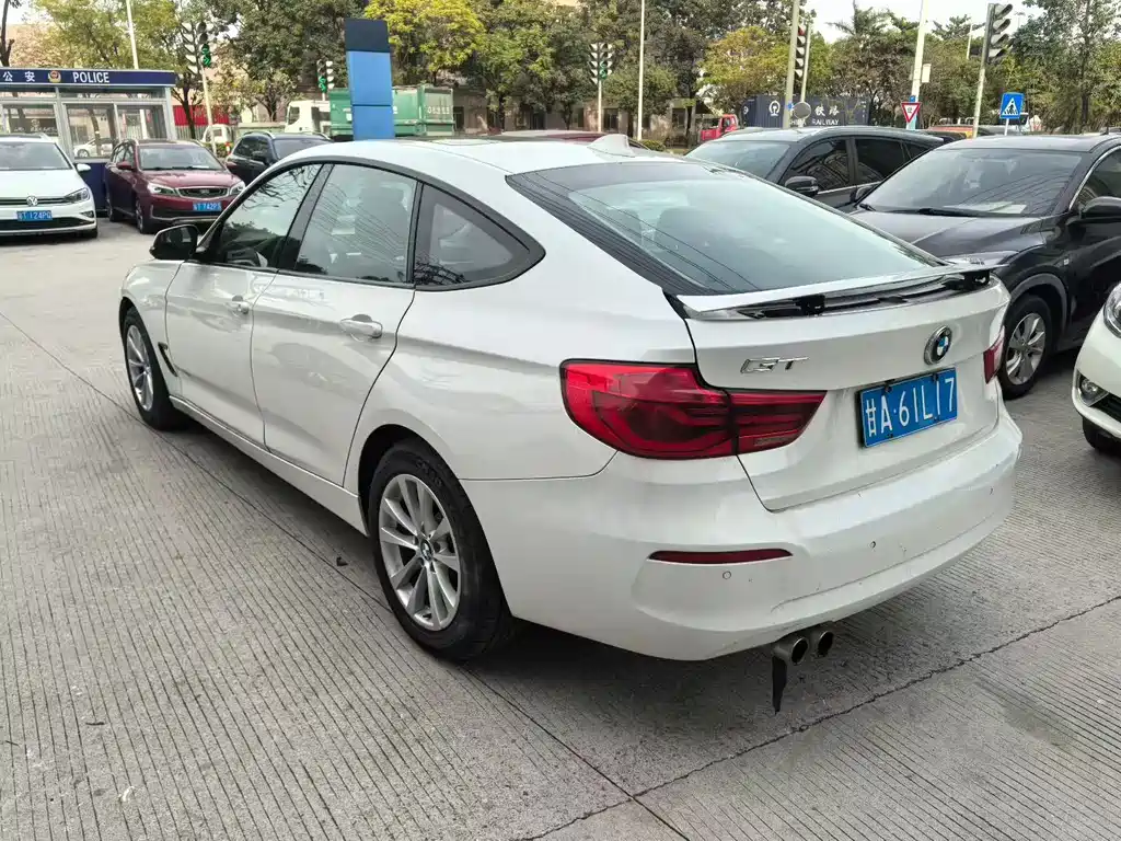 BMW BMW 3 Series GT 2018 320i Fashion Edition 2019 - thumbnail 6