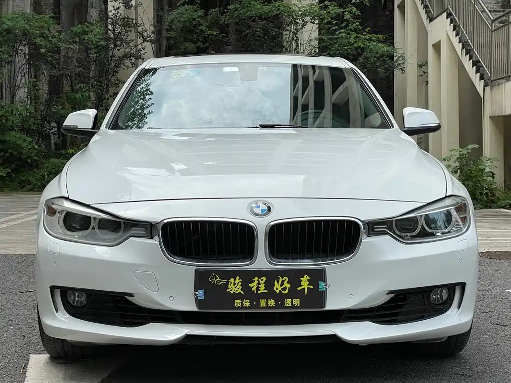 BMW BMW 3 Series 2015 320i Sport Line 2015 - thumbnail 2