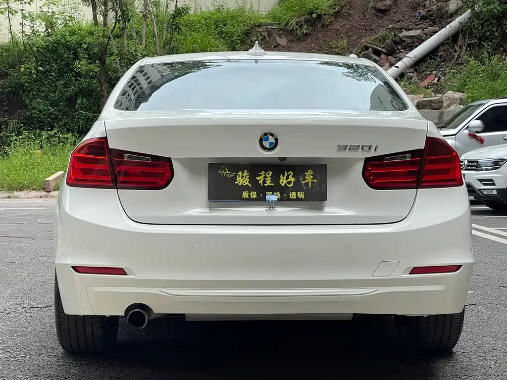 BMW BMW 3 Series 2015 320i Sport Line 2015 - thumbnail 6