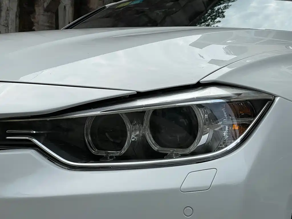 BMW BMW 3 Series 2015 320i Sport Line 2015 - thumbnail 8