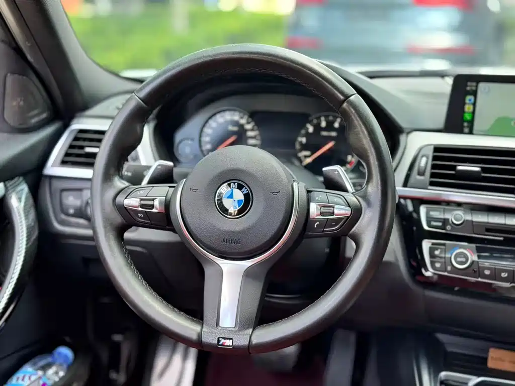 BMW BMW 3 Series 2018 330i M Sport Shadow Night Edition 2018 - thumbnail 11