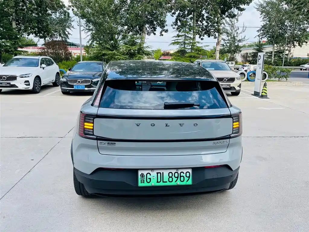Volvo Volvo EX30 2025 RWD Long Range Ultra 2024 - thumbnail 5