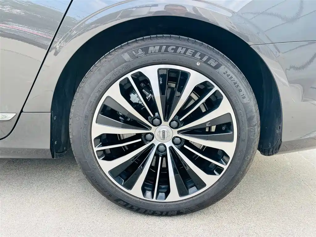 Volvo Volvo S90 2024 B5 Momentum Luxury Edition 2024 - thumbnail 4