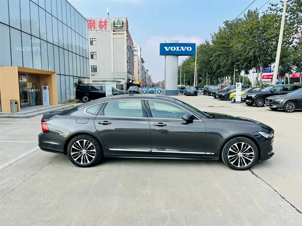 Volvo Volvo S90 2024 B5 Momentum Luxury Edition 2024 - thumbnail 7