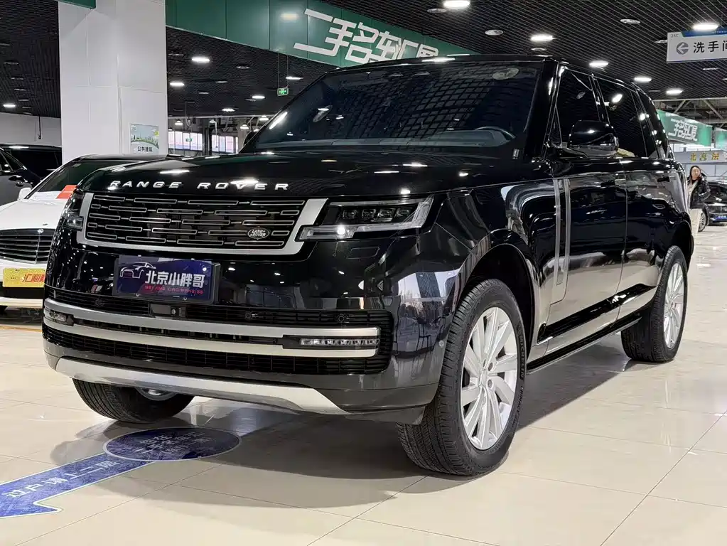 Land Rover Range Rover 2023 3.0 L6 400PS Vogue Seven-Seat Long Wheelbase Edition 2023
