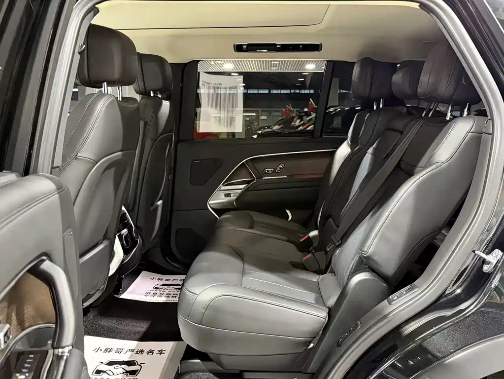 Land Rover Range Rover 2023 3.0 L6 400PS Vogue Seven-Seat Long Wheelbase Edition 2023 - thumbnail 14