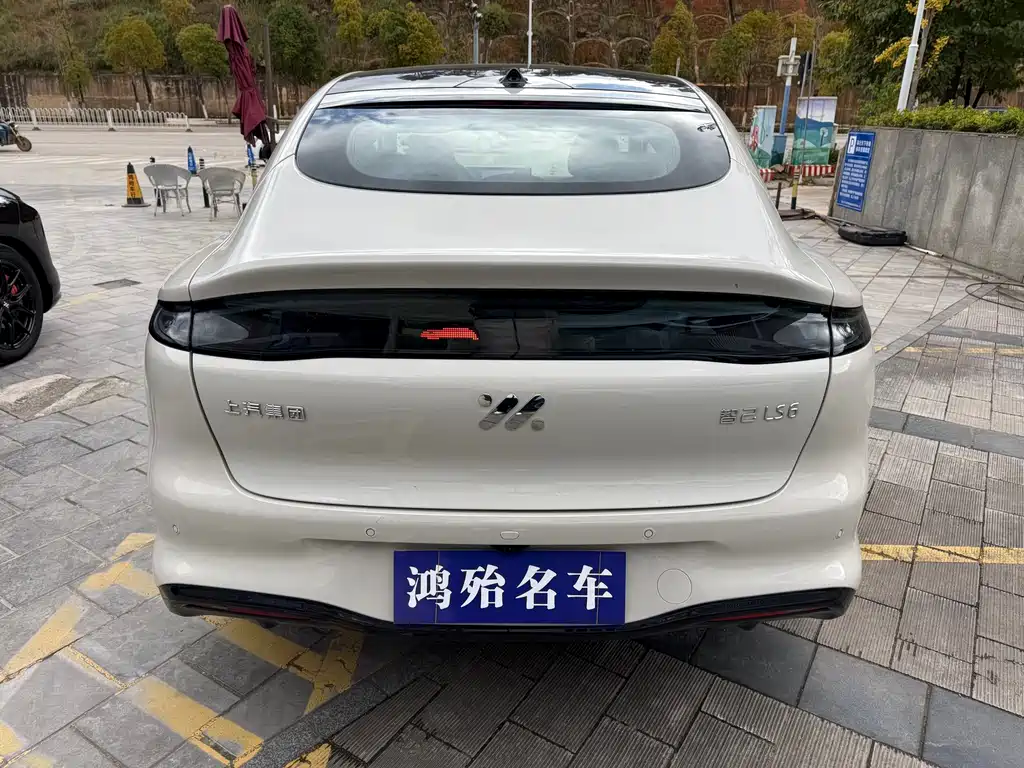 Zhiji Auto Zhiji LS6 2026 Range Extender 52 Max 2025 - thumbnail 9