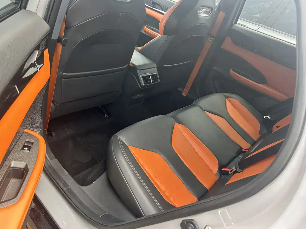 Changan Changan UNI-V 2023 1.5T Sport Edition 2023 - thumbnail 4