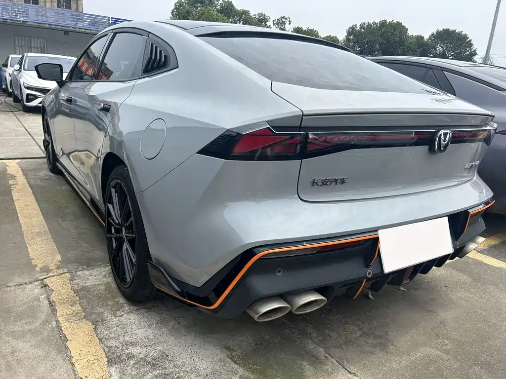 Changan Changan UNI-V 2023 1.5T Sport Edition 2023 - thumbnail 11
