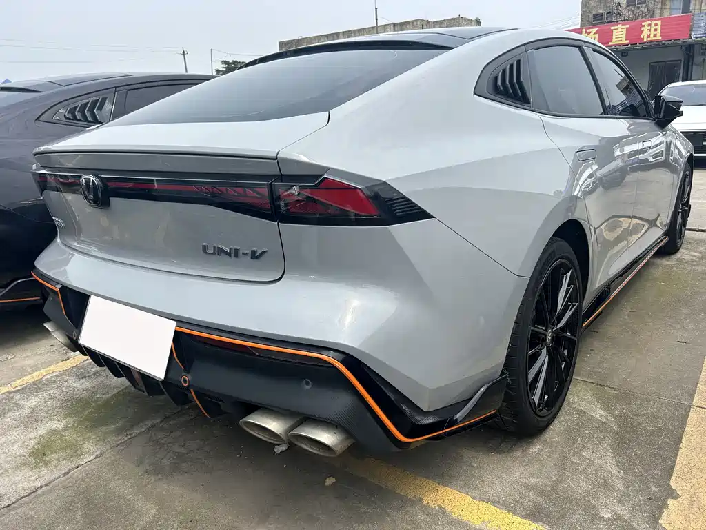 Changan Changan UNI-V 2023 1.5T Sport Edition 2023 - thumbnail 13