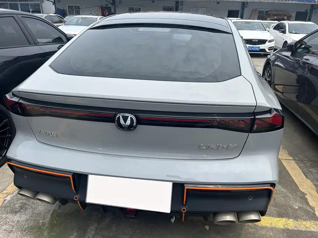 Changan Changan UNI-V 2023 1.5T Sport Edition 2023 - thumbnail 26