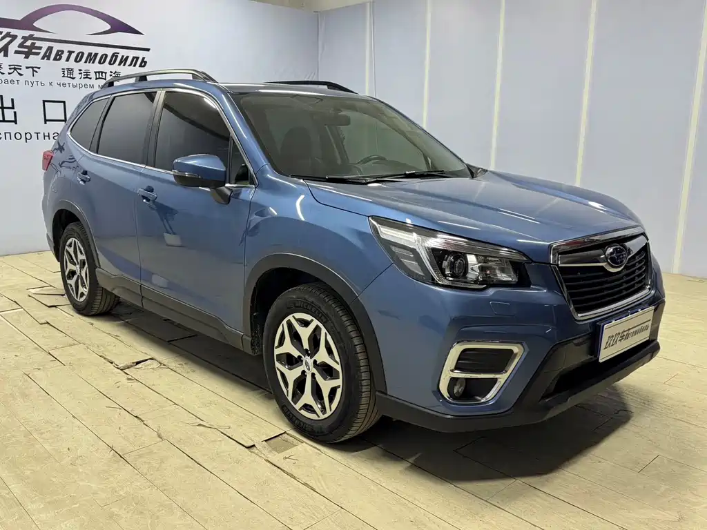 Subaru Subaru Forester 2021 2.0i Luxury Edition 2021 - thumbnail 3
