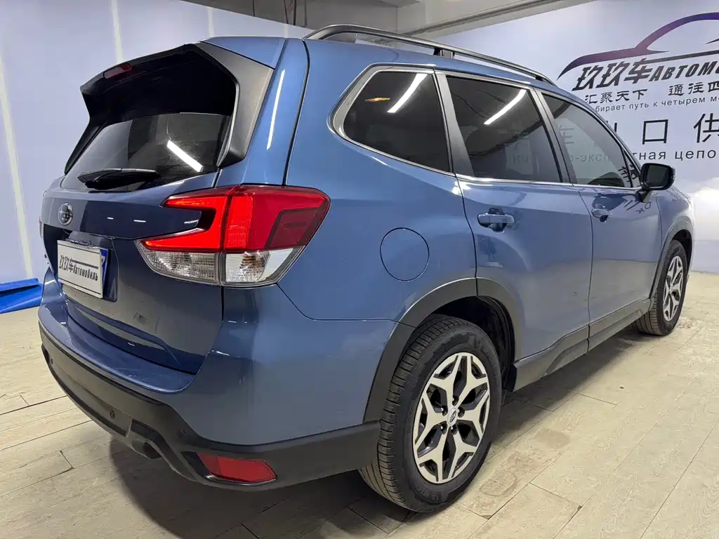 Subaru Subaru Forester 2021 2.0i Luxury Edition 2021 - thumbnail 4