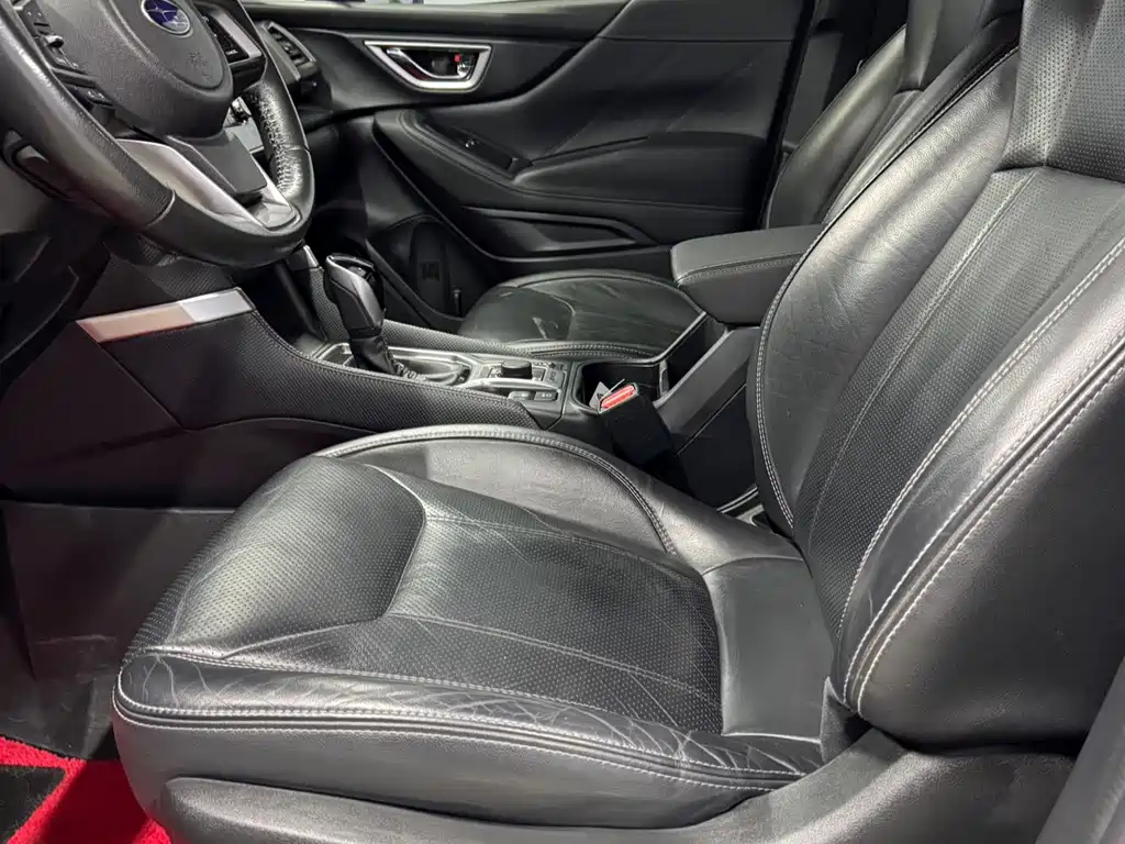 Subaru Subaru Forester 2021 2.0i Luxury Edition 2021 - thumbnail 9