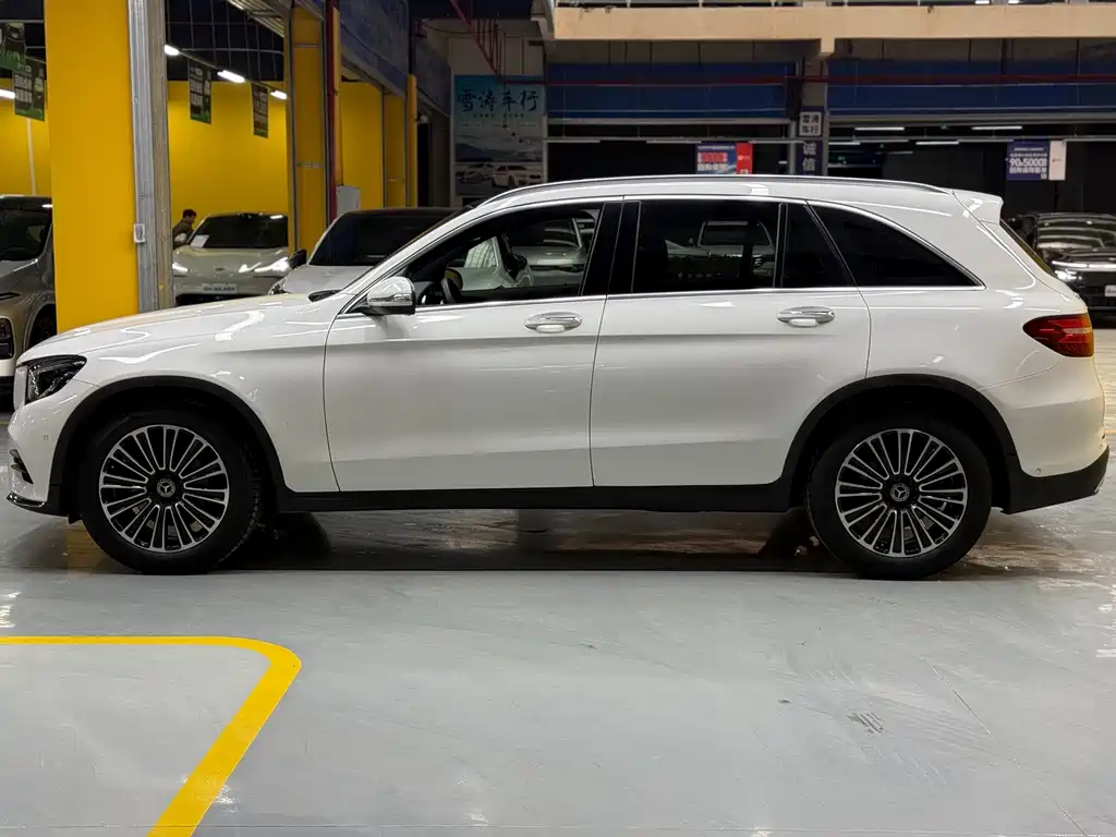 Mercedes-Benz Mercedes-Benz GLC 2019 GLC 260 L 4MATIC Sport Edition 2019 - thumbnail 4