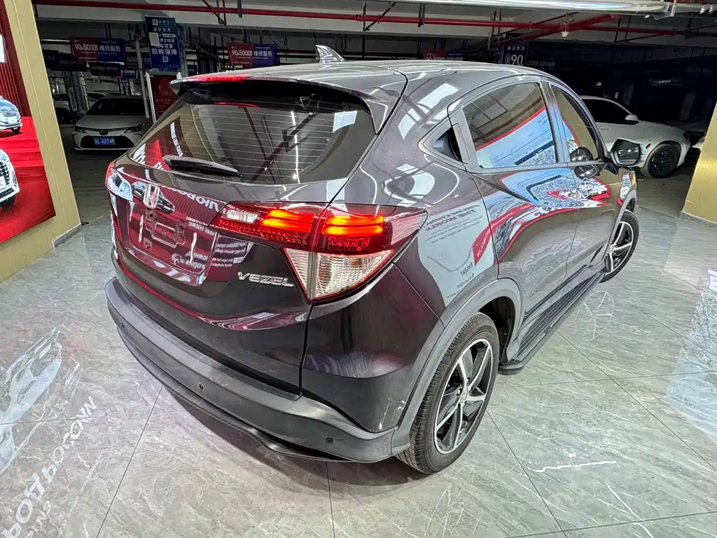 Honda Honda Vezel 2020 1.5L CVT Luxury Edition 2021 - thumbnail 4
