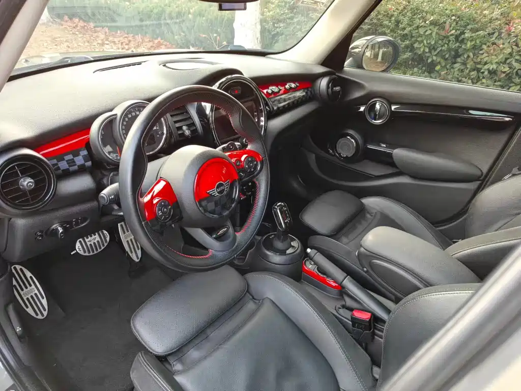 MINI MINI 2019 2.0T COOPER S 60th Anniversary Edition Five-Door 2019 - thumbnail 3