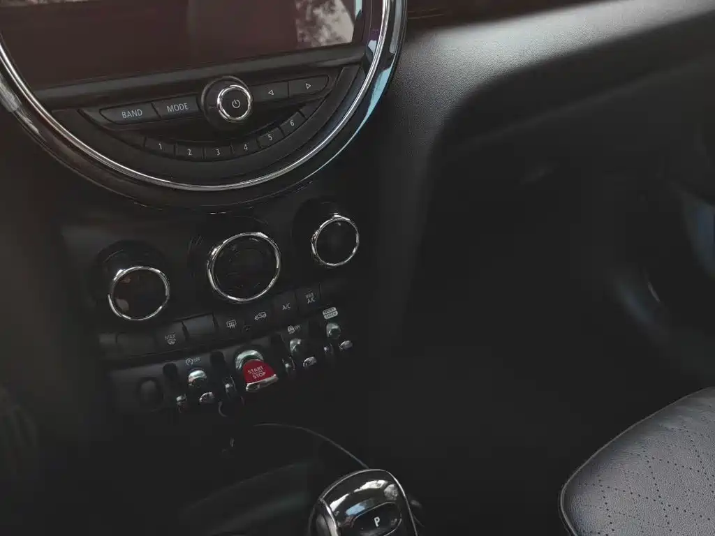 MINI MINI 2019 2.0T COOPER S 60th Anniversary Edition Five-Door 2019 - thumbnail 5