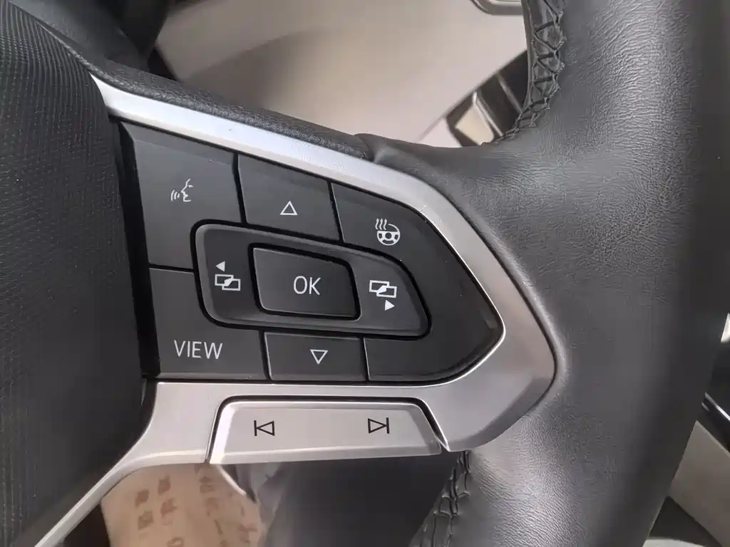 Volkswagen Tayron 2023 280TSI Front-Wheel Drive Luxury Plus Advanced Edition 2022 - thumbnail 18