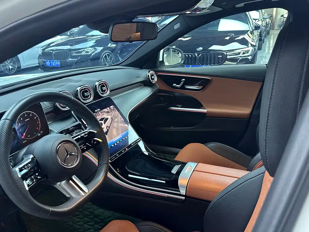 Mercedes-Benz Mercedes-Benz C-Class 2022 C 260 L Sport Edition 2022 - thumbnail 4